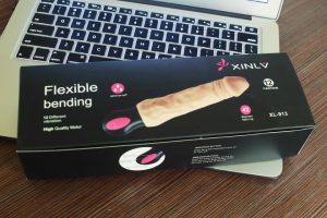 Dương vật giả rung cầm tay 12 chế độ rung siêu mềm XINLV