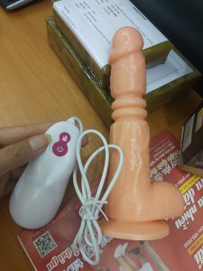 Dương vật giả rung thụt gắn tường Excited Stimulate