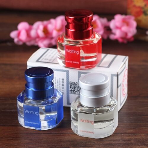 nước hoa kích dục nữ Waiting được coi là công cụ tạo cảm hứng tuyệt vời cho các cặp đôi. Hiện sản phẩm này đang thu hút được rất nhiều sự quan tâm của giới trẻ bởi không chỉ mang lại cảm giác kích thích khiến người dùng chủ động hơn trong cuộc yêu mà còn giúp tăng cảm giác thăng hoa và dễ đạt cực khoái hơn. Vậy Nước hoa tình yêu Waiting là gì, công dụng cụ thể ra sao và đâu là sản phẩm tốt nhất trên thị trường hiện nay? Bài viết dưới đây sẽ giải đáp tất cả những điều này, cùng tìm hiểu ngay nhé!